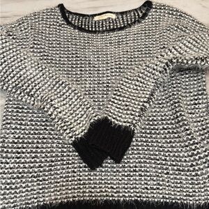 Rewind black white sweater medium